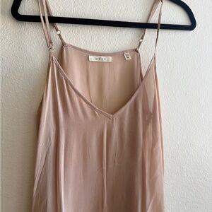 Doen Deep V Neck Slip
